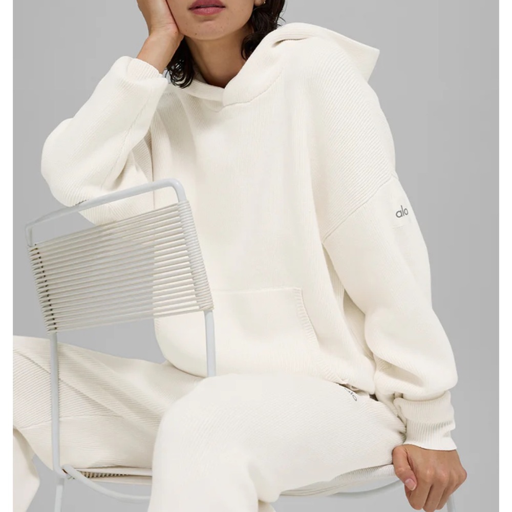 ALO Yoga Off-White Ribbed Hoodie Sweater